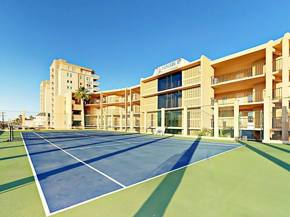 4400 Gulf Blvd Condo Unit 104