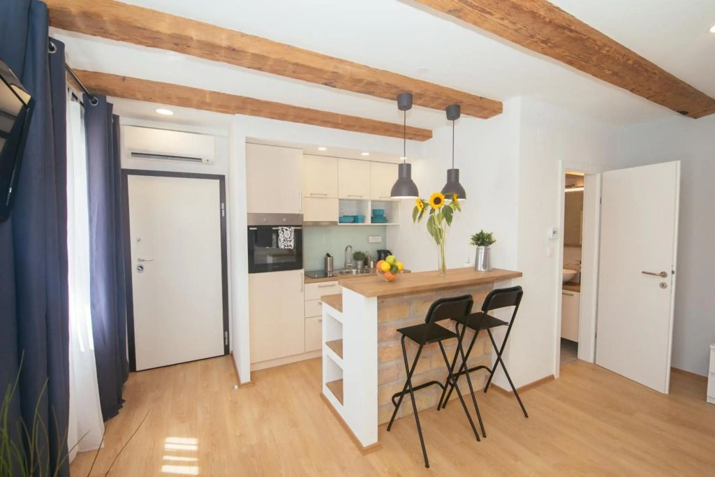 Apartment 63 - 3