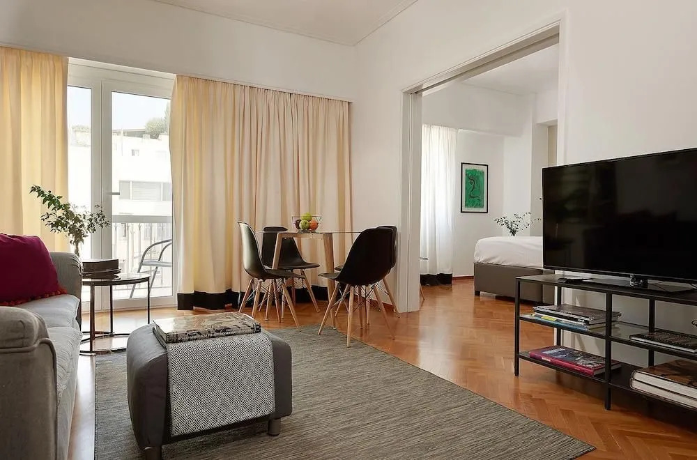 Parthenon Apartment