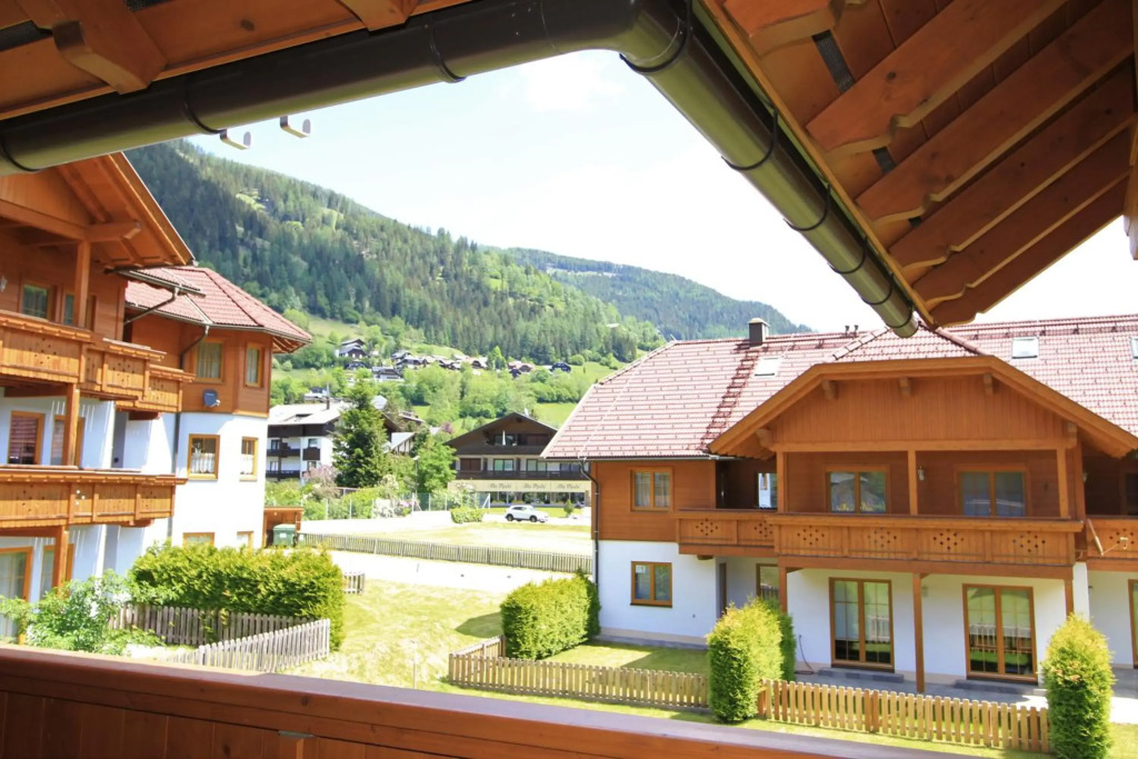 FeWo KITZ - Ski-to-door Apartment