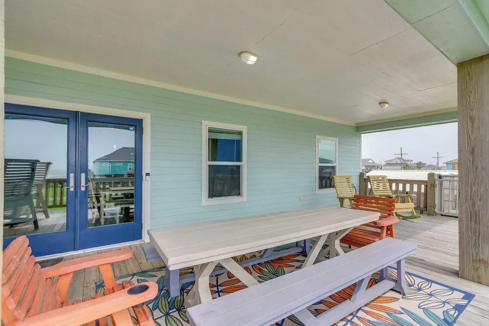 Walk to Sand! Home w/ Wide-open Ocean Views + Bar