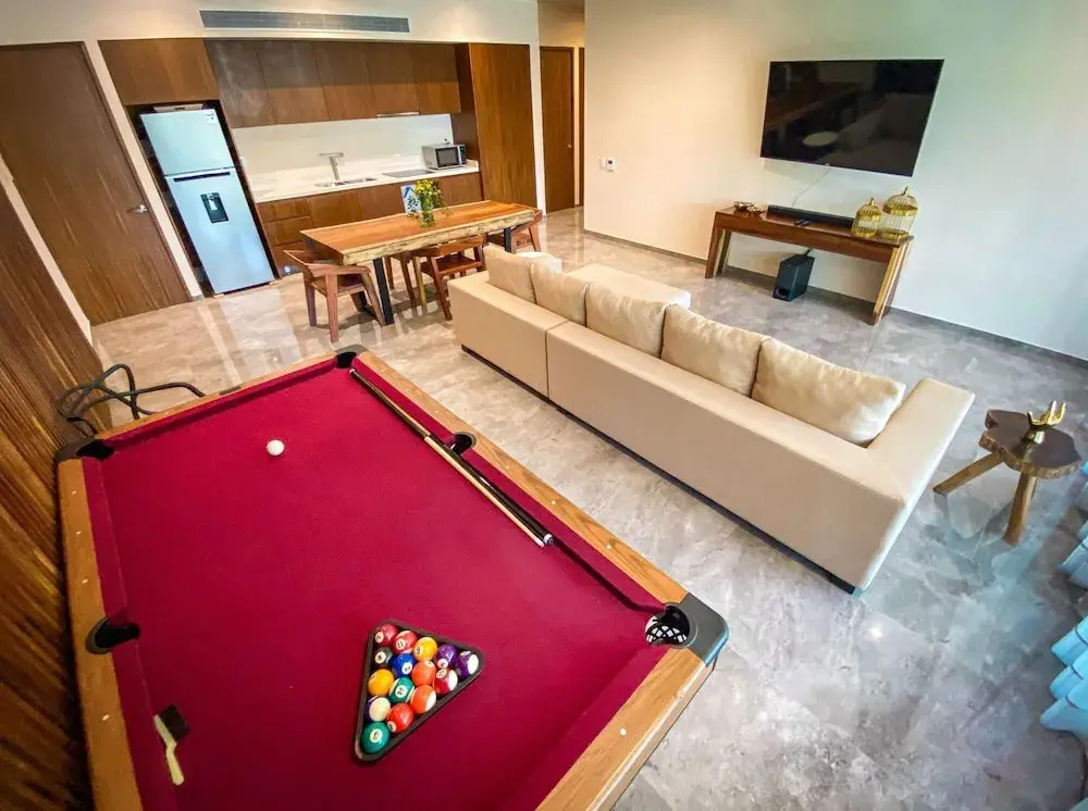 Friends and Family Luxury Apartment