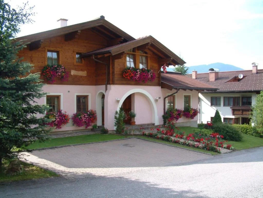 Haus Carina