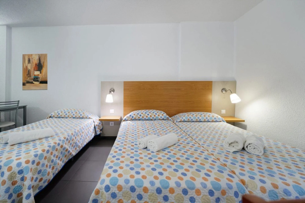 Mhc Arenales Hotel