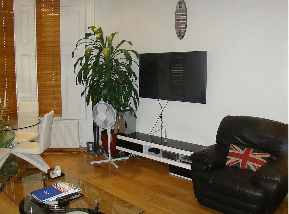37 Collingham Place