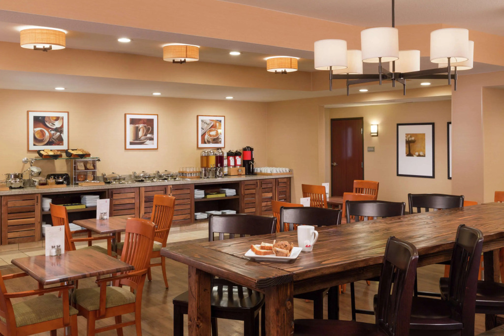 DoubleTree by Hilton Portland Tigard