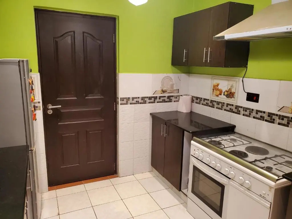 Presidential, Furnished, 2-Bedroom Condo Near JKIA