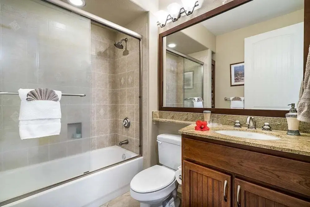 Prestigious Mauna Lani Resort - Luxurious End Unit - Large Private Lanai! -vrkcv
