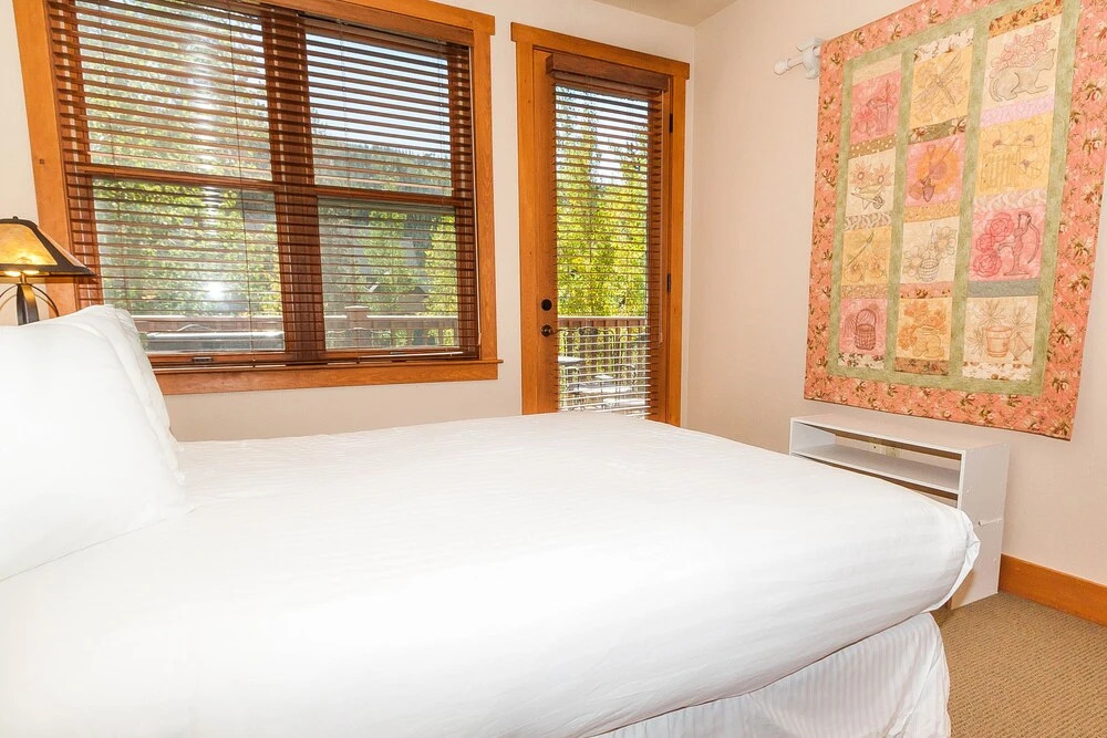 Red Hawk Townhomes by Summit County Mountain Retreats