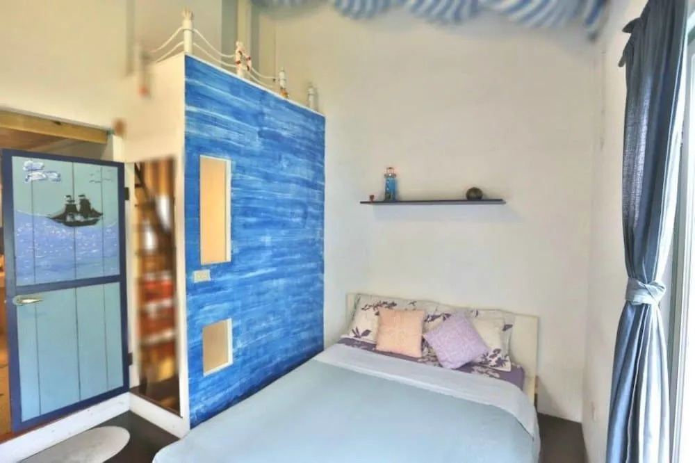 Moonriver Hostel