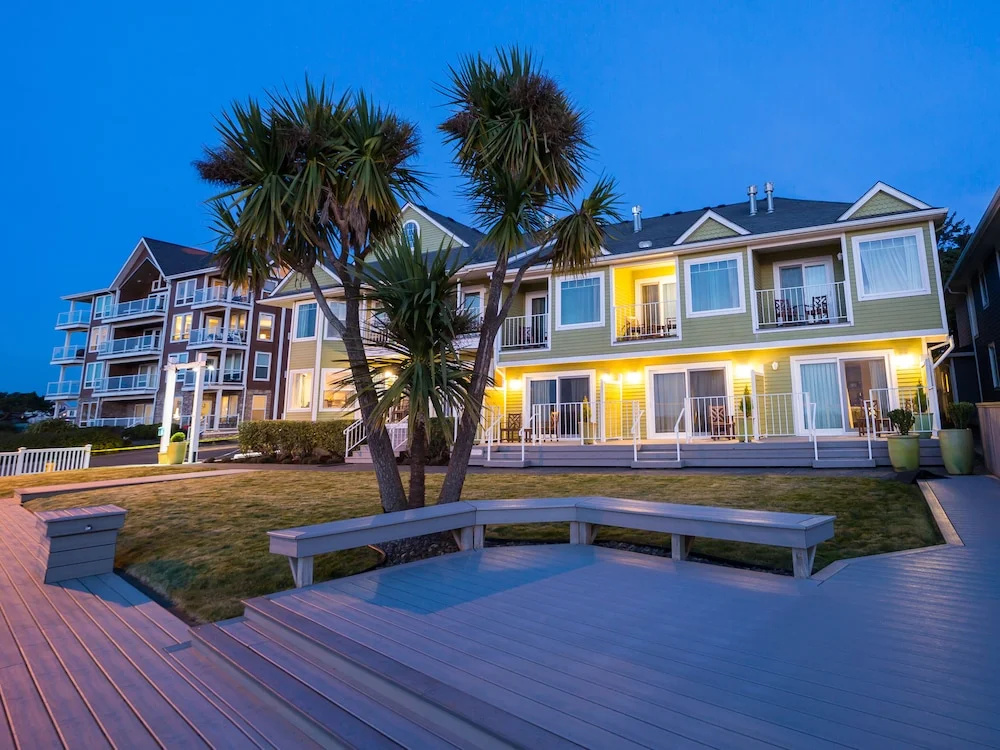 Inn of the Four Winds Seaside Oceanfront