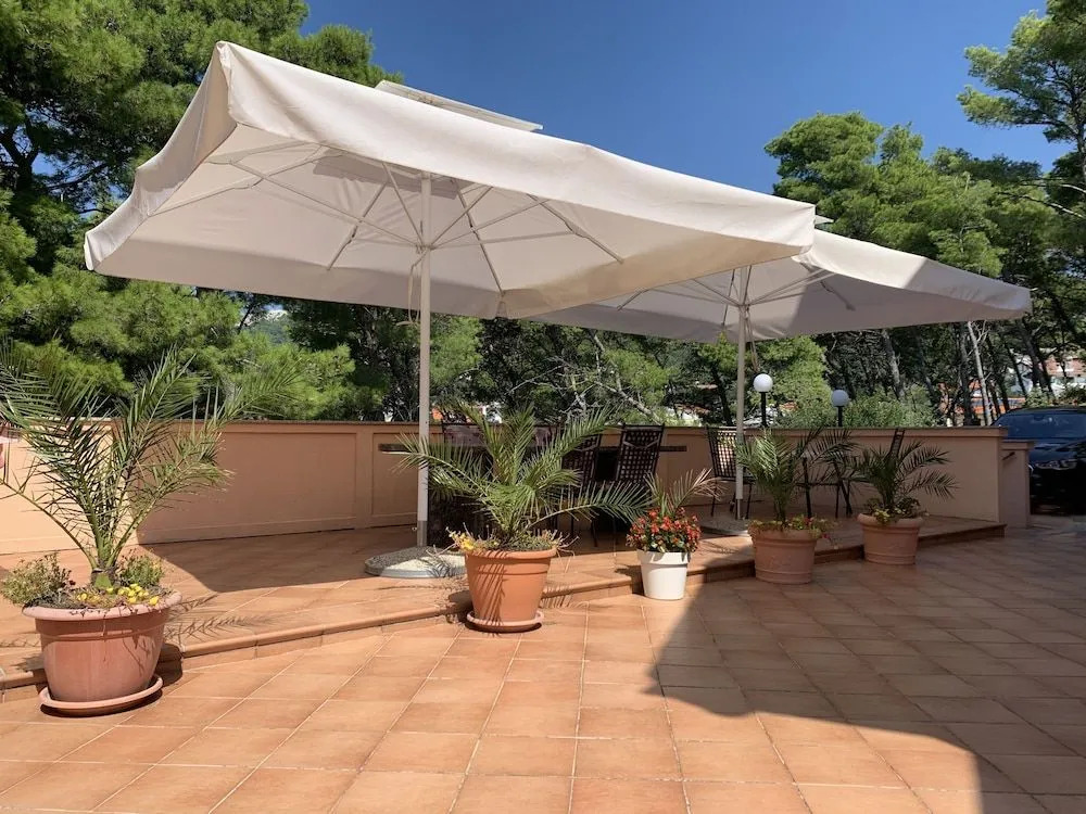 Apartments Milak