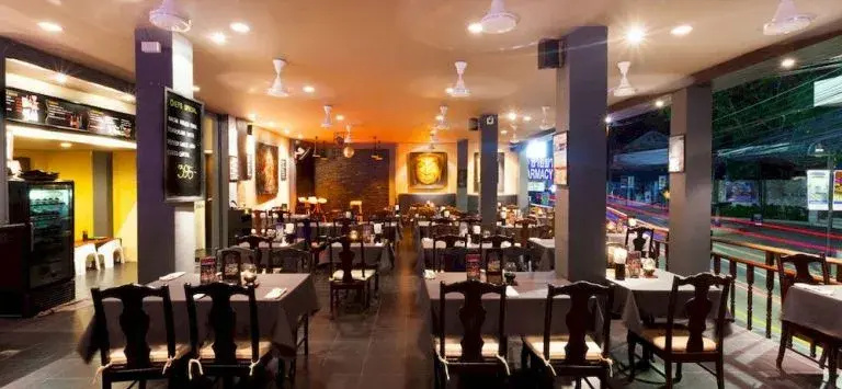 Two Chefs Inn