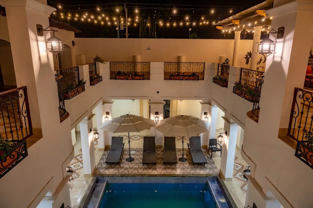 GRAN HOTEL VICTORIA