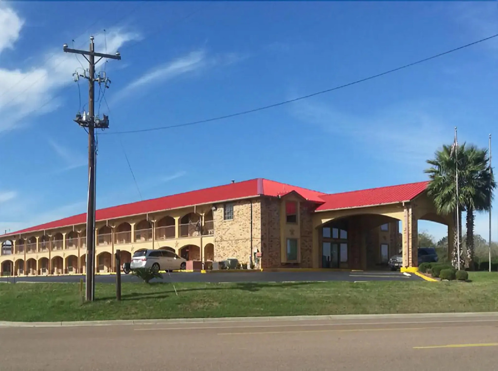Chaparral Motel Hallettsville