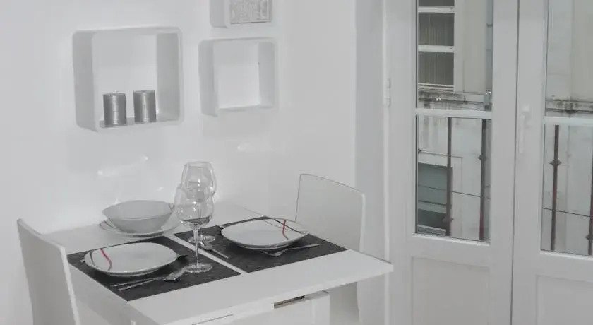 Lisbon Lovely Flat With Balcony