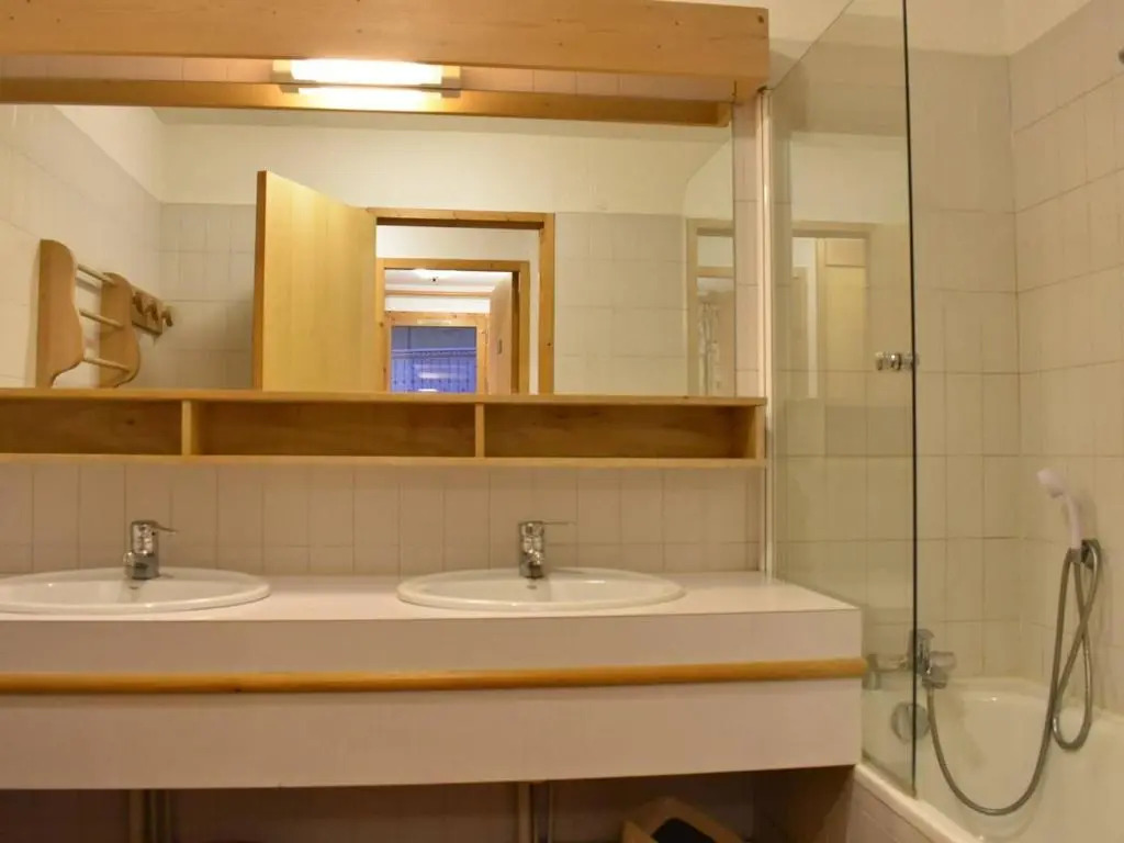 Appartement Méribel, 3 pièces, 5 personnes - FR-1-180-139