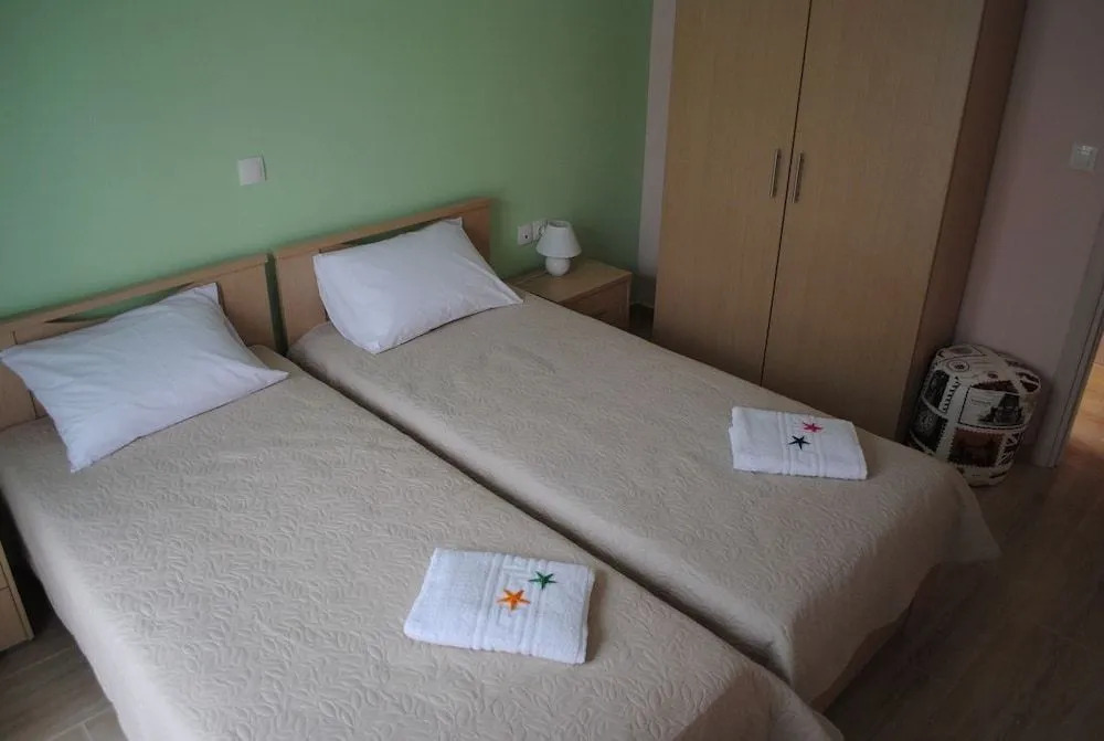 Kentrikon Suites