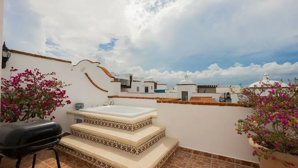 Gaviotas 304 2 Bedroom Condo