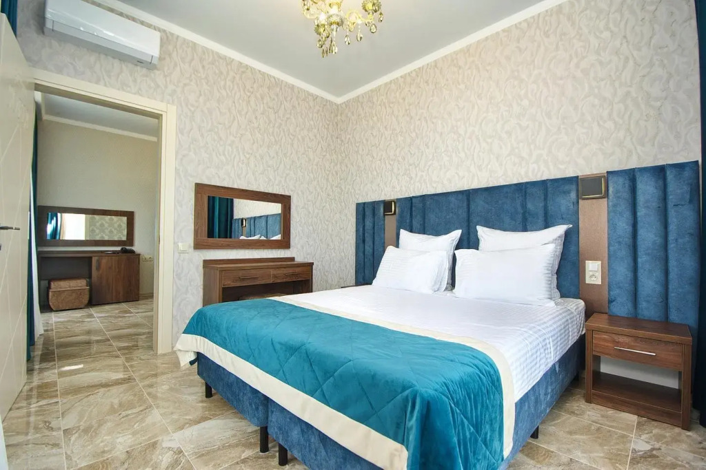 Grand Sofia (Гранд София)