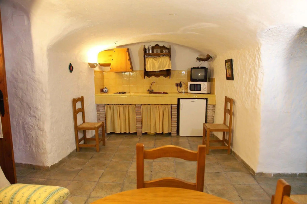 Cuevas La Atalaya