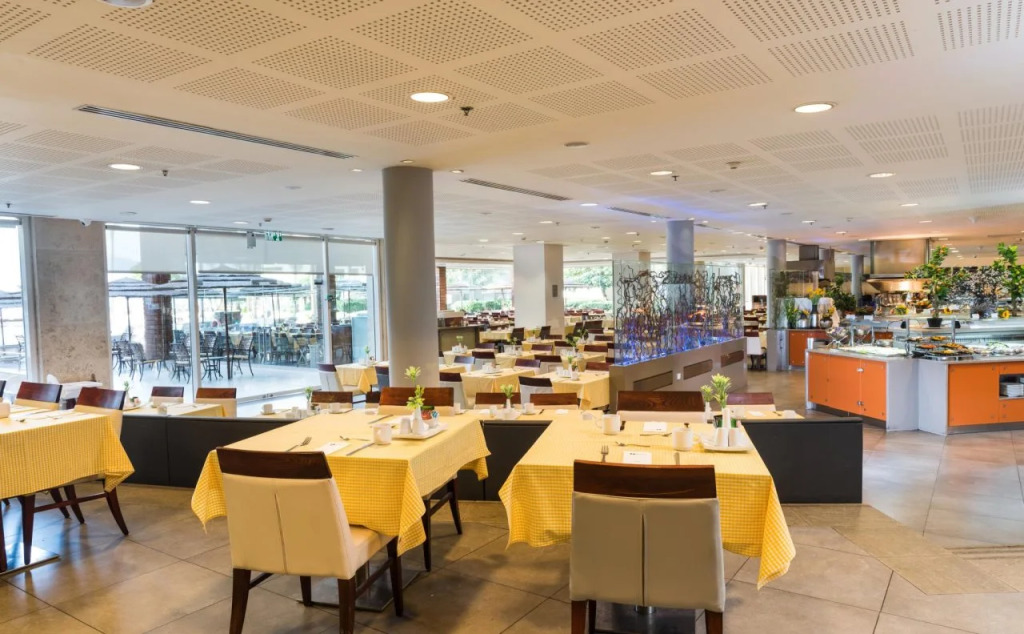 Le Meridien Eilat All-Suite Hotel
