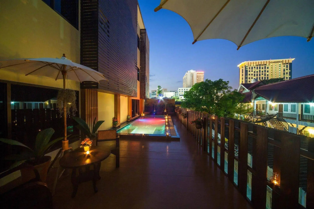 CM Night Bazaar Boutique Hotel - โรงแรม ซี เอ็ม ไนท์บาซาร์ บูทีค