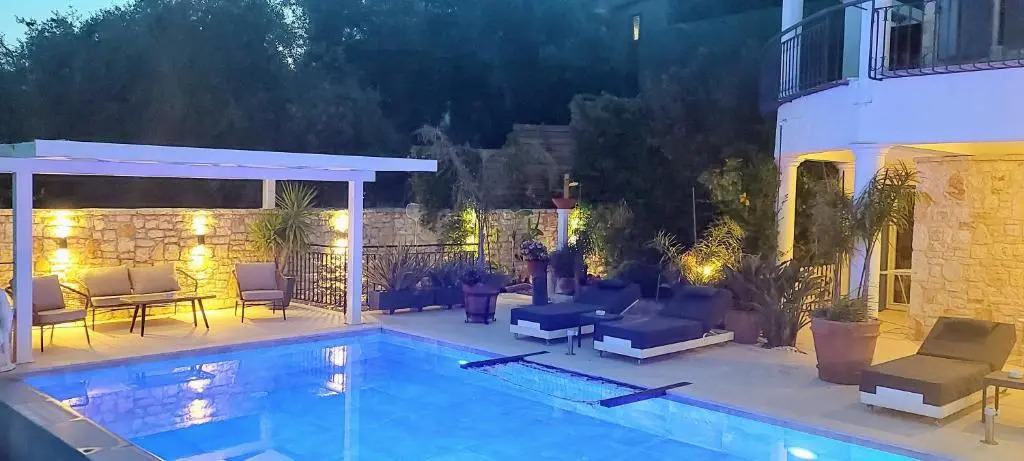 Aquamarine Villa