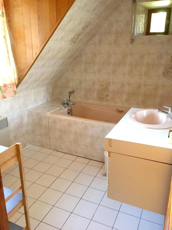 House With 2 Bedrooms in Lanobre, With Enclosed Garden