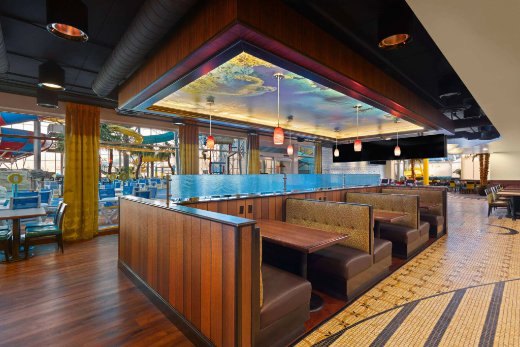 La Quinta Inn and Suites by Wyndham at WaTiki Waterpark
