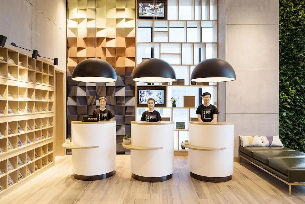 Atour Hotel Yingxiongshan Road Jinan
