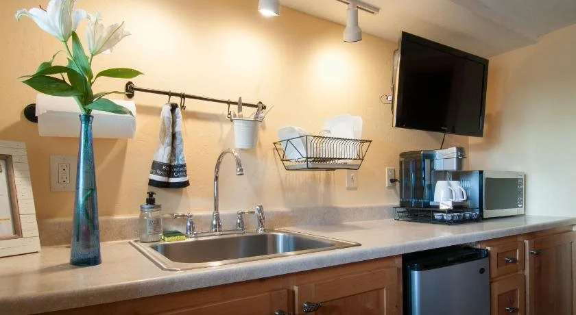 Boise Hillside Suites