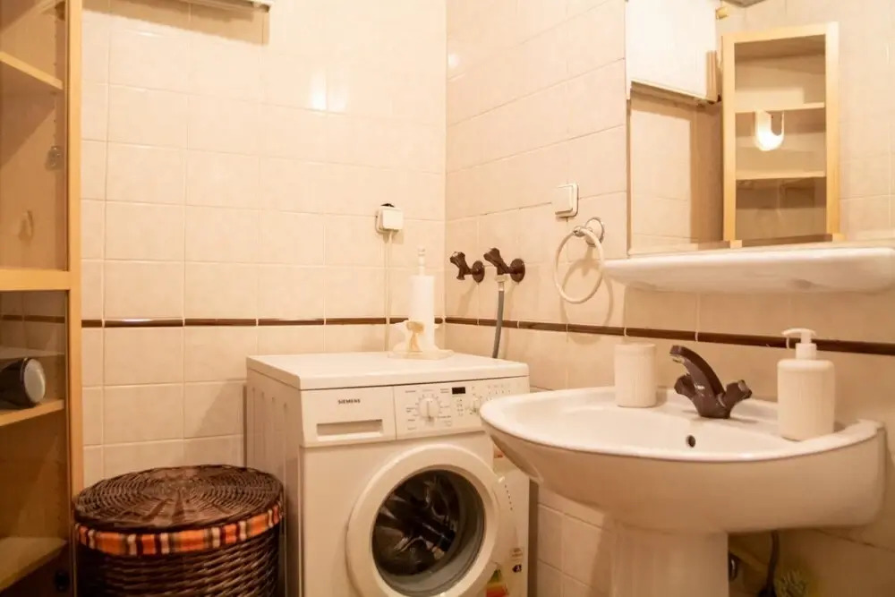 Vibrant Flat Near Trendy Attractions in Karsiyaka
