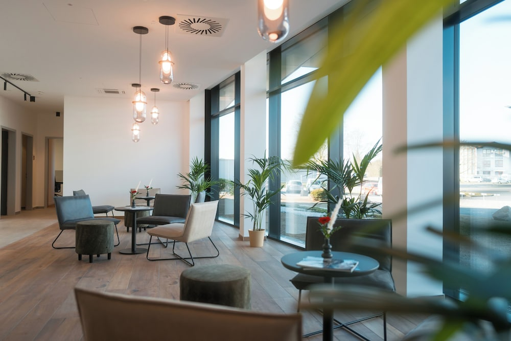 Frames Hotel GmbH