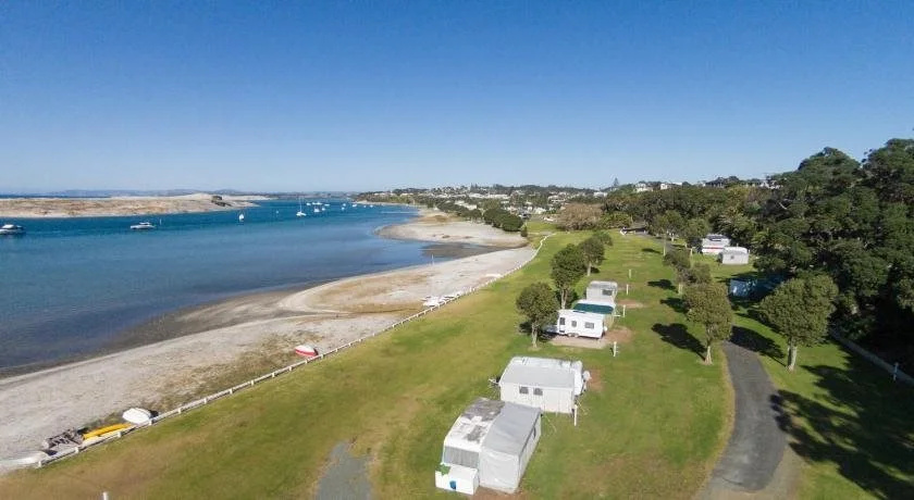 Mangawhai Monarch - Mangawhai Heads Holiday Home