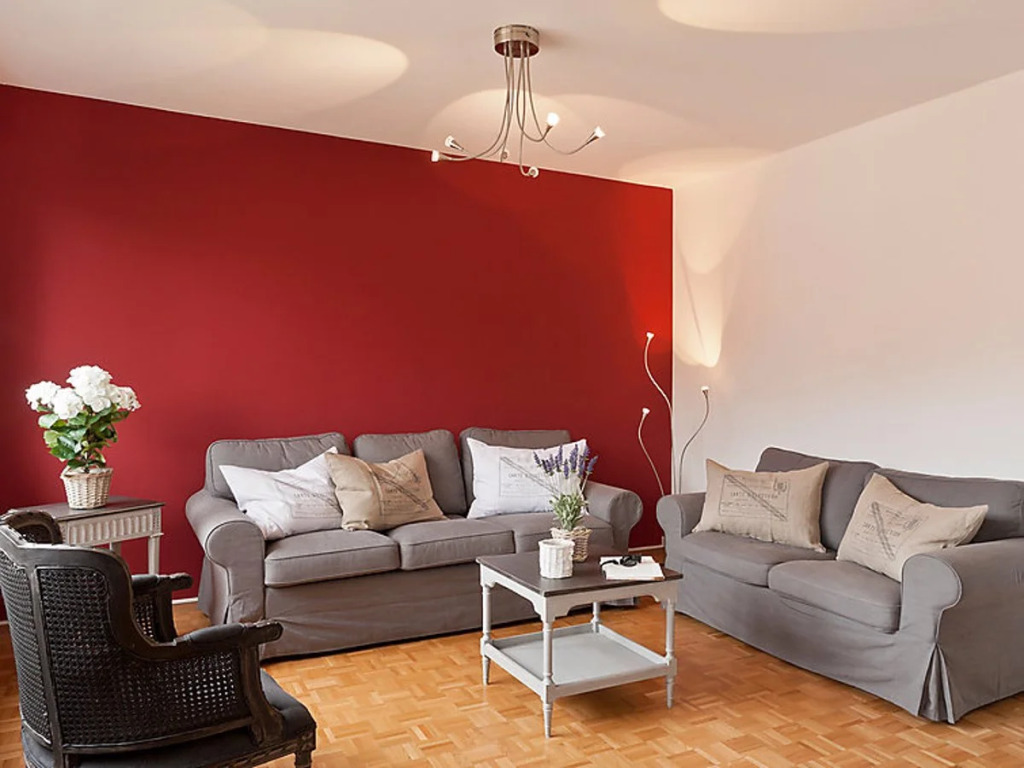 Large Suite 34623