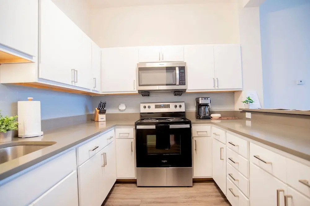 3BR CozySuites TheBlock Skybridge Access