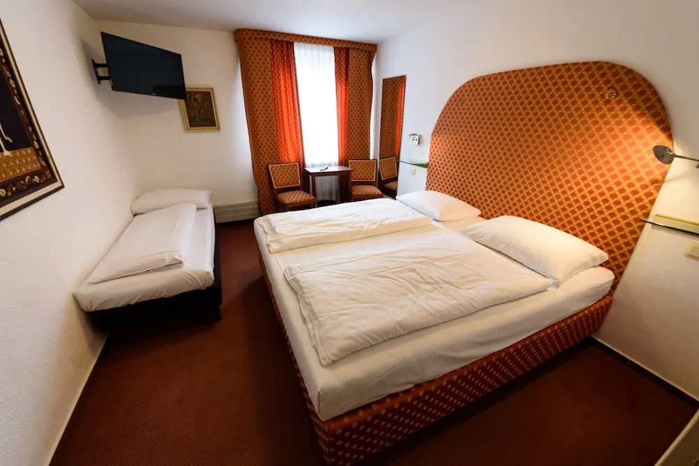 Burg-Hotel & Hostel Cochem