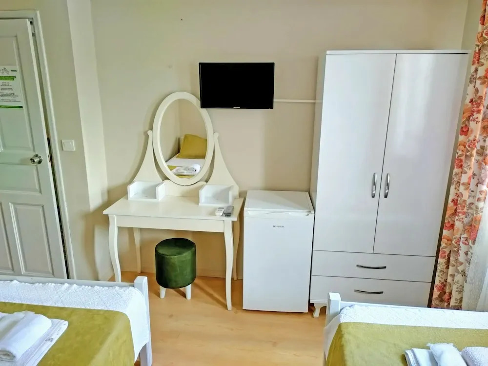 Ilyada Hotel
