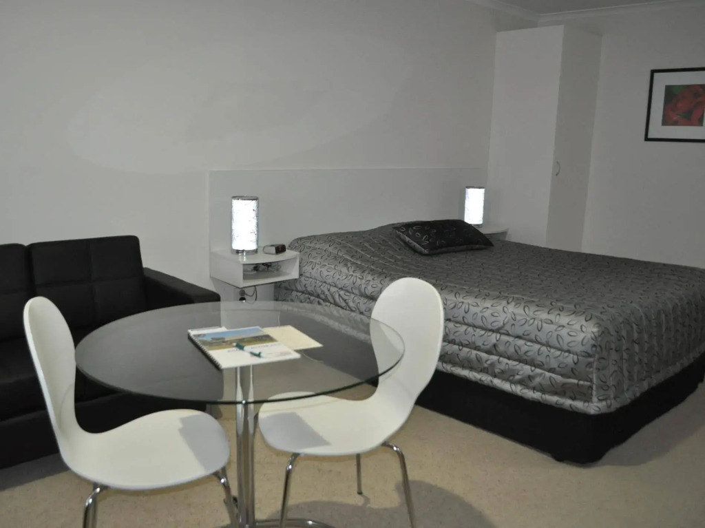 Keith Motor Inn