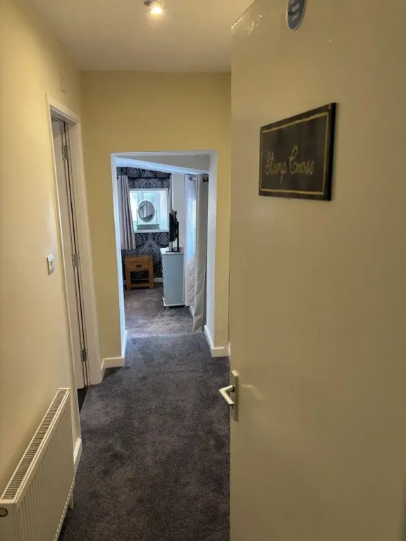 The Castle Tavern Pub & Guest Rooms