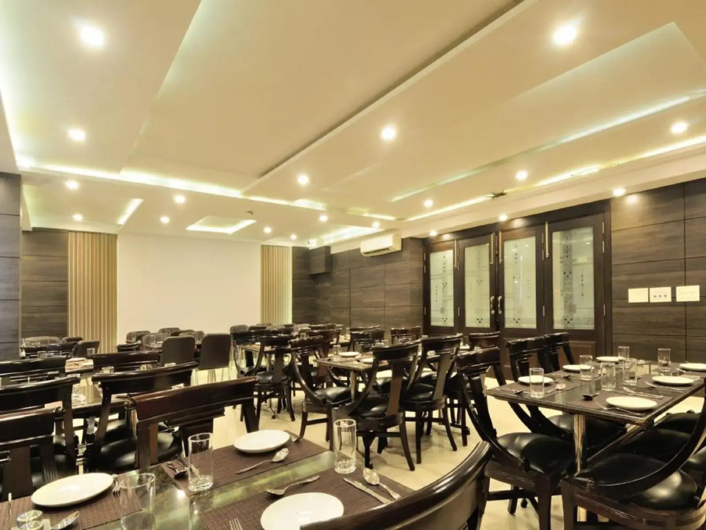Hotel Sky Rich International