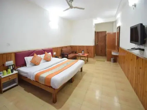 Sarthak Resort by OYO Rooms