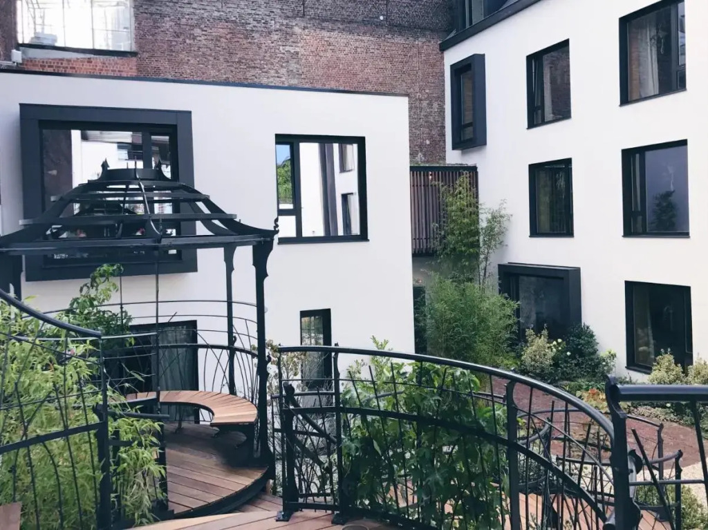 Latroupe Hotel Jardin Secret