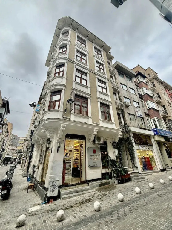 Hallmark Hotel & SPA Istanbul