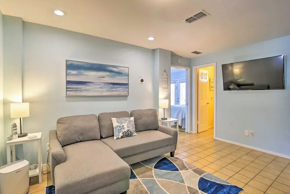 Beach Home w/ Pool & Hot Tub < 1 Block to Beach!