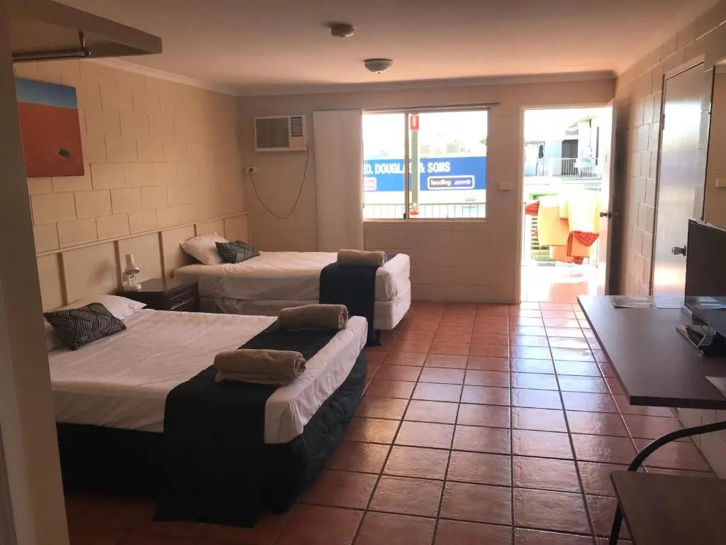 Longreach Most Central Motel