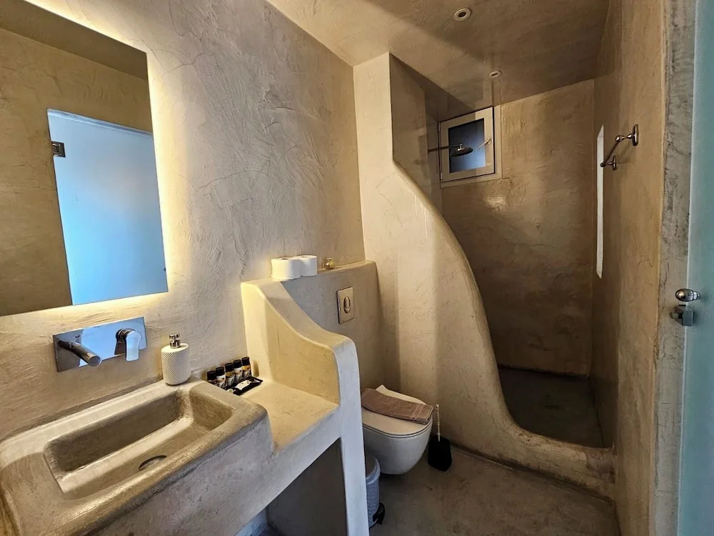 The Muse Of Santorini - Jacuzzi Suites
