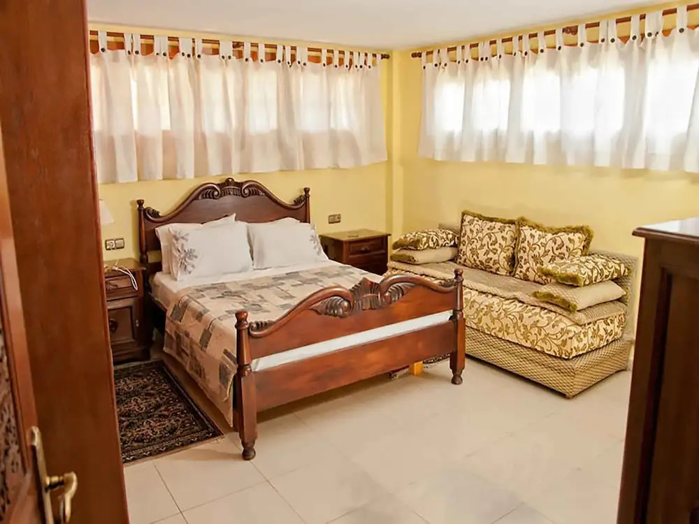 Villa Alegría - Option of Heated Pool - Sleeps 8