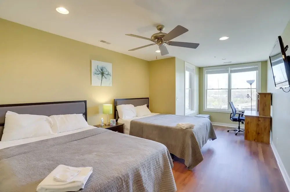St Joseph Condo < 1 Mi to Beach & Downtown!
